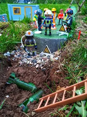 Playmobil Building the Garden Railway – photo 16 of 130