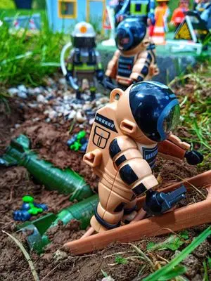 Playmobil Building the Garden Railway – photo 21 of 130