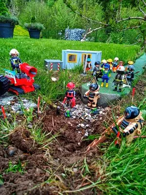 Playmobil Building the Garden Railway – photo 29 of 130