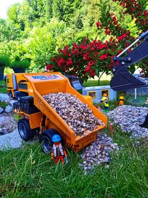 Playmobil Building the Garden Railway – photo 41 of 130