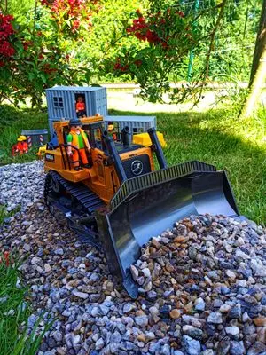 Playmobil Building the Garden Railway – photo 46 of 130