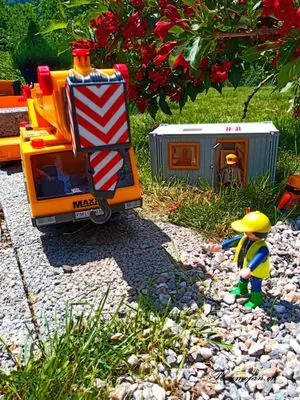 Playmobil Building the Garden Railway – photo 51 of 130