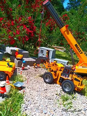 Playmobil Building the Garden Railway – photo 61 of 130