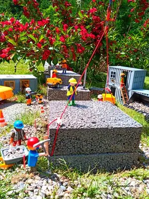 Playmobil Building the Garden Railway – photo 68 of 130