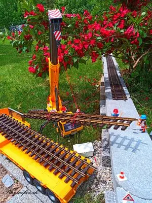 Playmobil Building the Garden Railway – photo 77 of 130