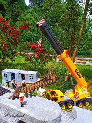 Playmobil Building the Garden Railway – photo 80 of 130