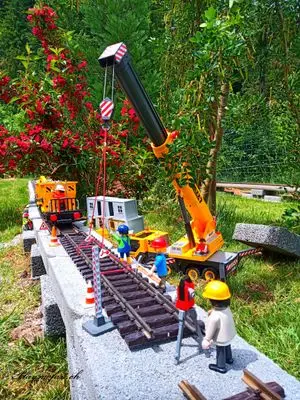 Playmobil Building the Garden Railway – photo 83 of 130