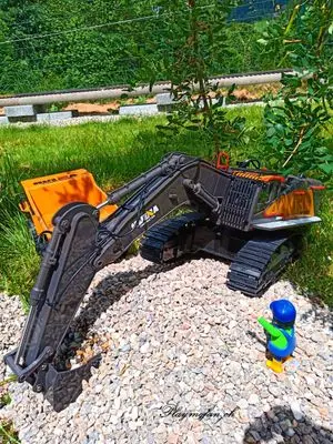 Playmobil Building the Garden Railway – photo 95 of 130