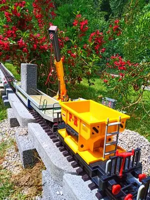 Playmobil Building the Garden Railway – photo 98 of 130