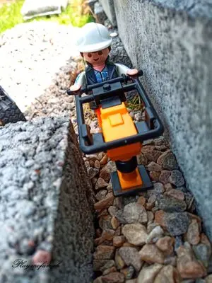 Playmobil Building the Garden Railway – photo 106 of 130