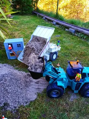 Playmobil Building the Garden Railway – photo 116 of 130