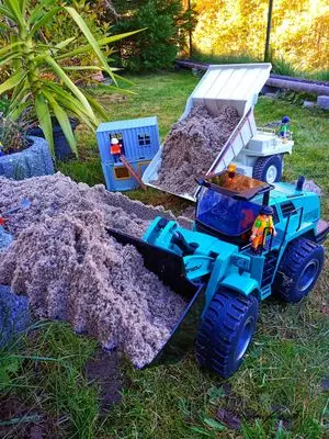 Playmobil Building the Garden Railway – photo 119 of 130