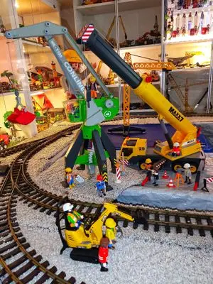 Playmobil Building the Indoor Layout – photo 4 of 16