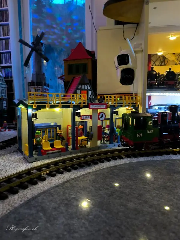 Estación de ramal, hecha a mano – Verla en el álbum