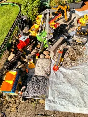 Playmobil Building the New Station – photo 2 of 19