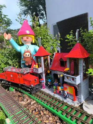 Playmobil Playing with the Railway – photo 9 of 22