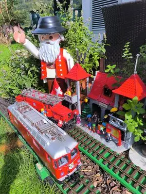 Playmobil Playing with the Railway – photo 10 of 22