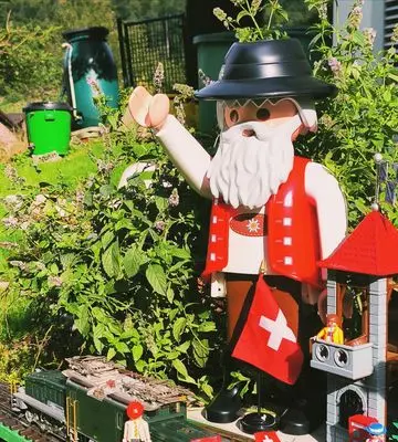 Playmobil Playing with the Railway – photo 18 of 22